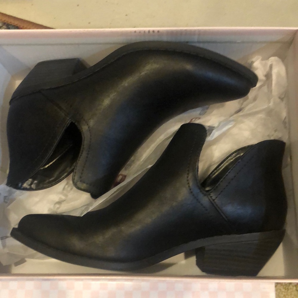 Soda booties